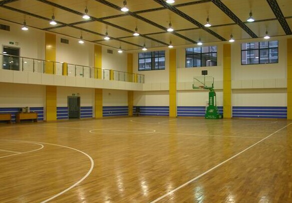 如今選擇運動木地板的生產廠家愈發重要